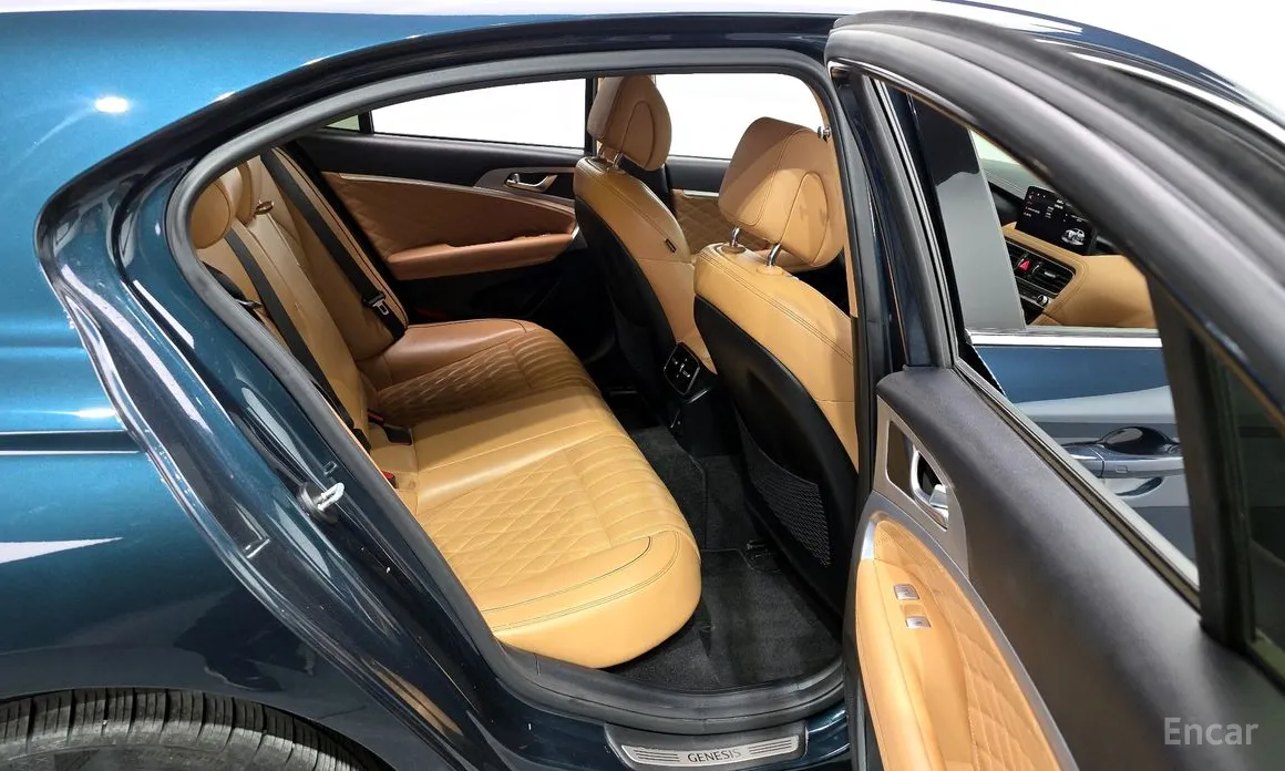 Genesis G70 2022 Gasoline 2.0T 2WD