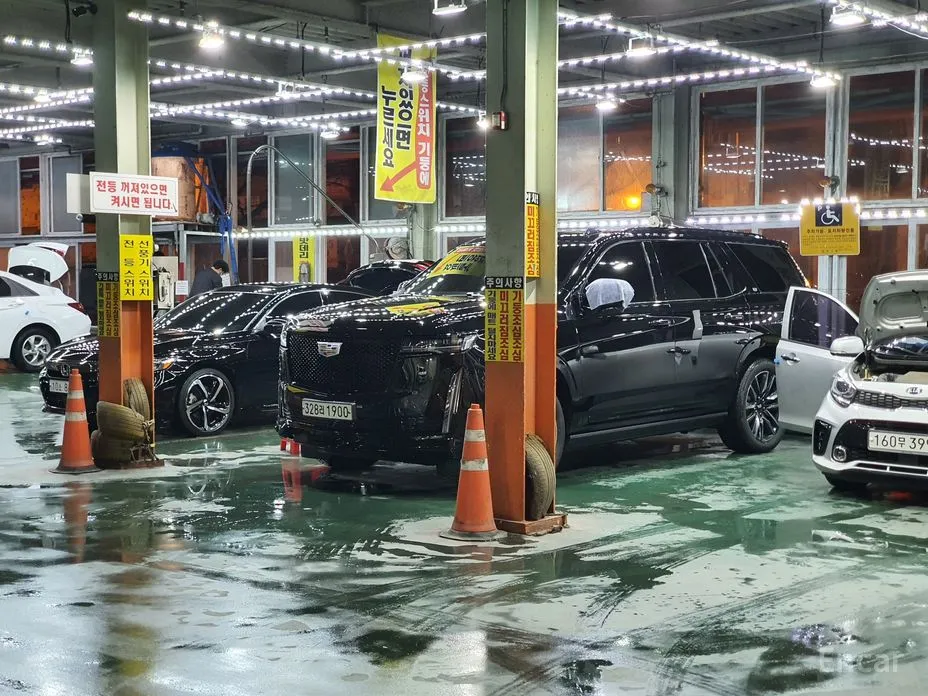 Cadillac Escalade 2021 6.2