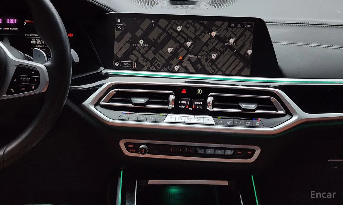 BMW X7 2019 M50i 6STR