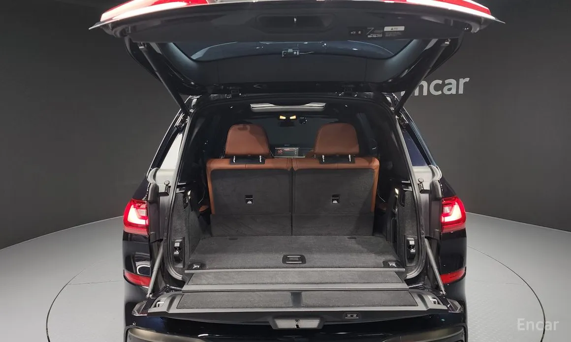 BMW X7 2019 M50i 6STR