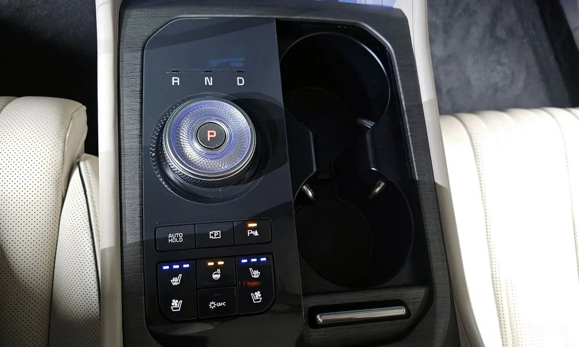 Kia K8 2024 Signature