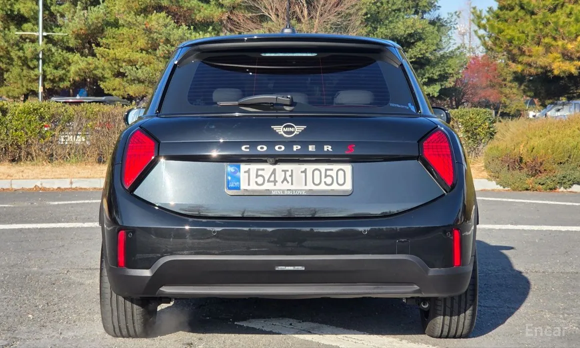 Mini Cooper 2024 5 Door Favoured