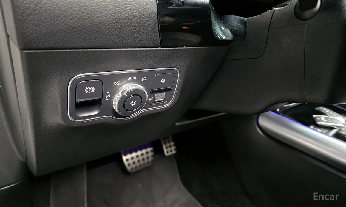 Mercedes-Benz GLA-Class 2020 GLA250 4MATIC