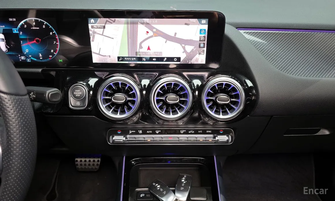 Mercedes-Benz GLA-Class 2020 GLA250 4MATIC