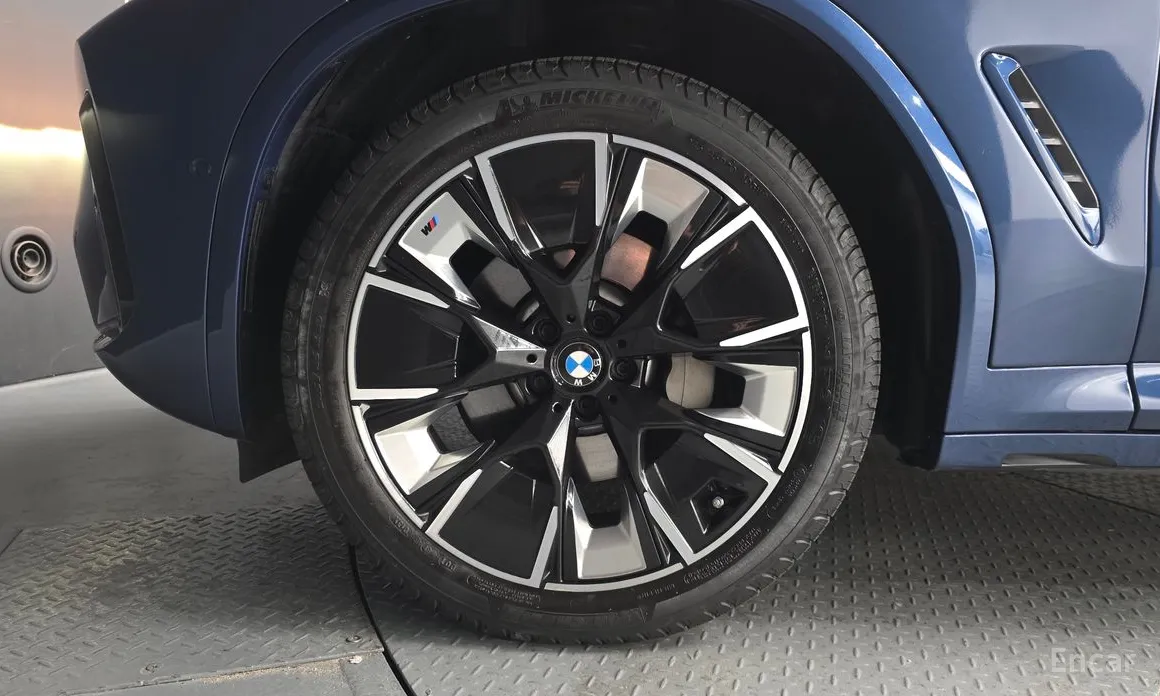 BMW iX3 2021 M Sports