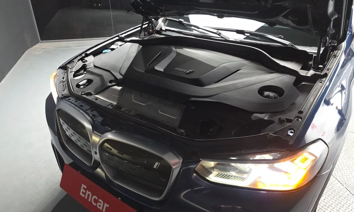 BMW iX3 2021 M Sports