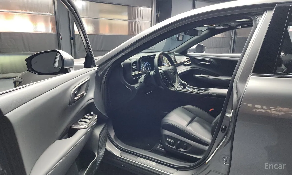 Toyota Crown 2023 2.5 4WD Hybrid