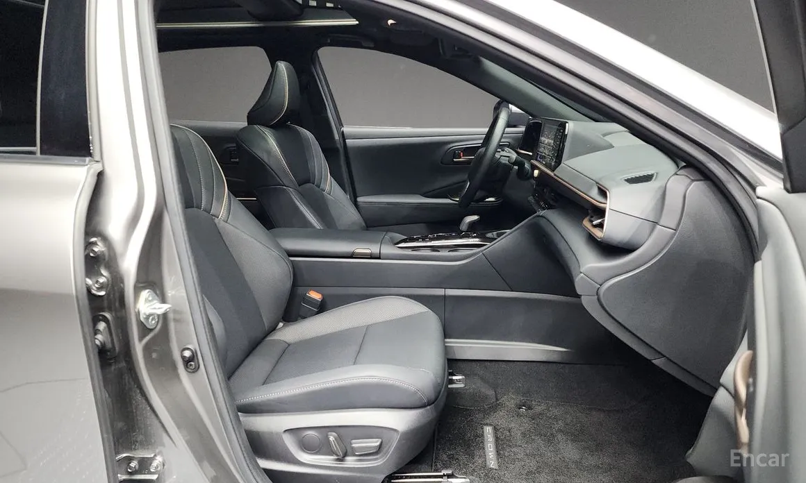 Toyota Crown 2023 2.5 4WD Hybrid