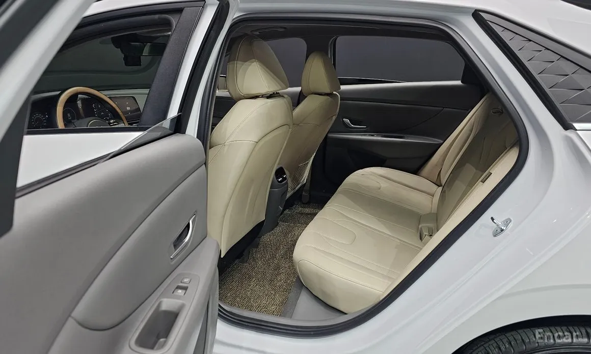 Hyundai Avante 2023 1.6