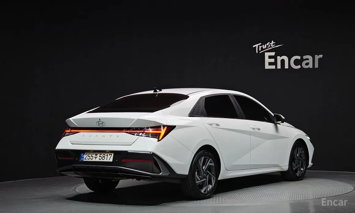Hyundai Avante 2023 1.6