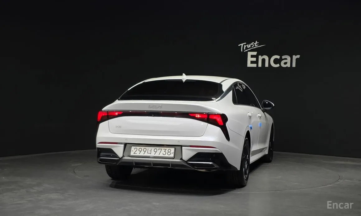 Kia K5 2023 2.0