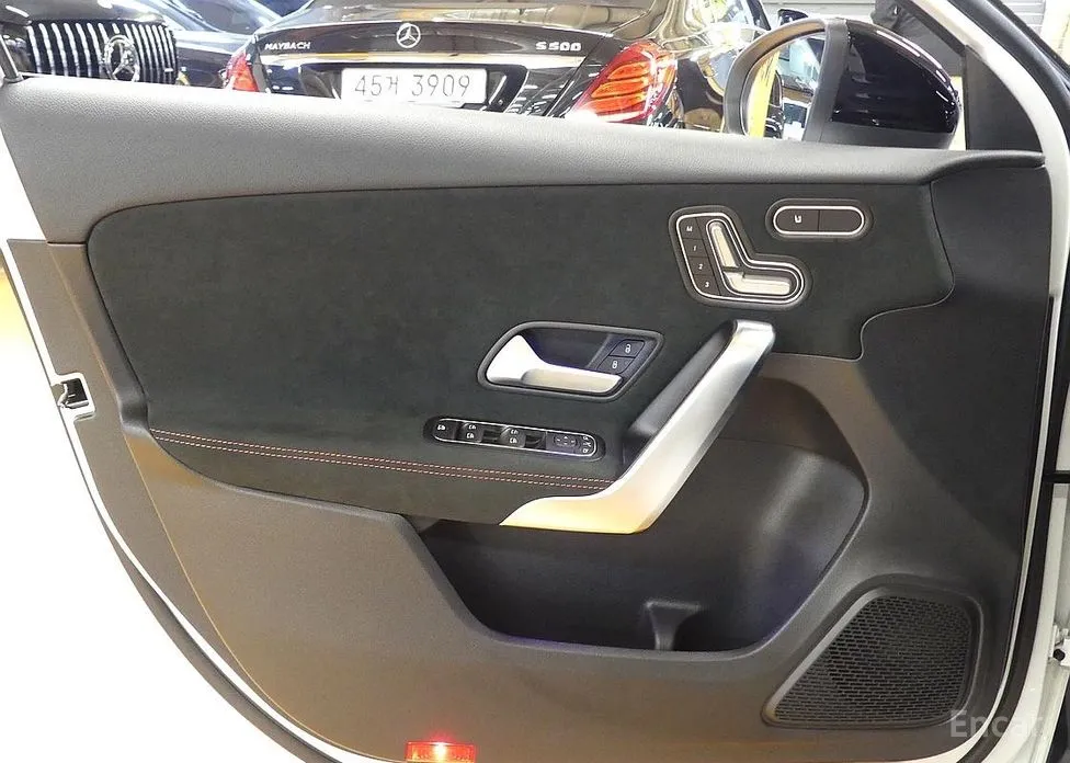 Mercedes-Benz A-Class 2019 AMG A45 4MAITC+ Hatchback