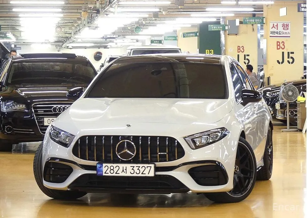 Mercedes-Benz A-Class 2019 AMG A45 4MAITC+ Hatchback