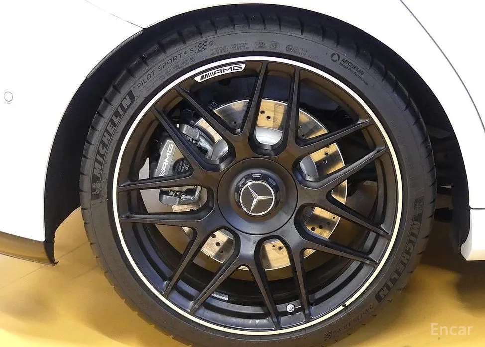 Mercedes-Benz A-Class 2019 AMG A45 4MAITC+ Hatchback