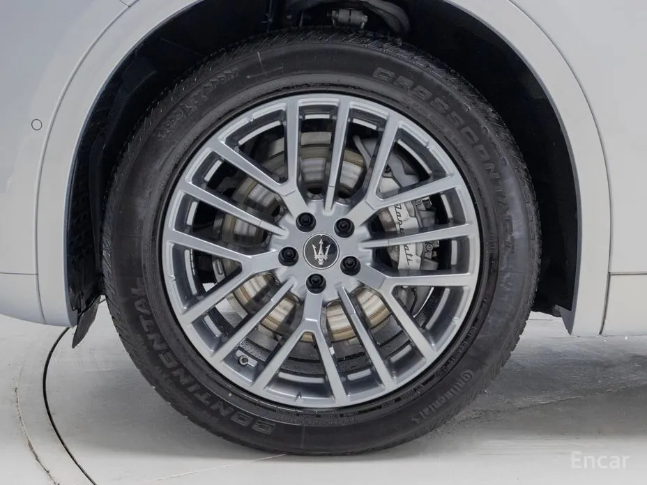 Maserati Grecale 2022 2.0 AWD GT