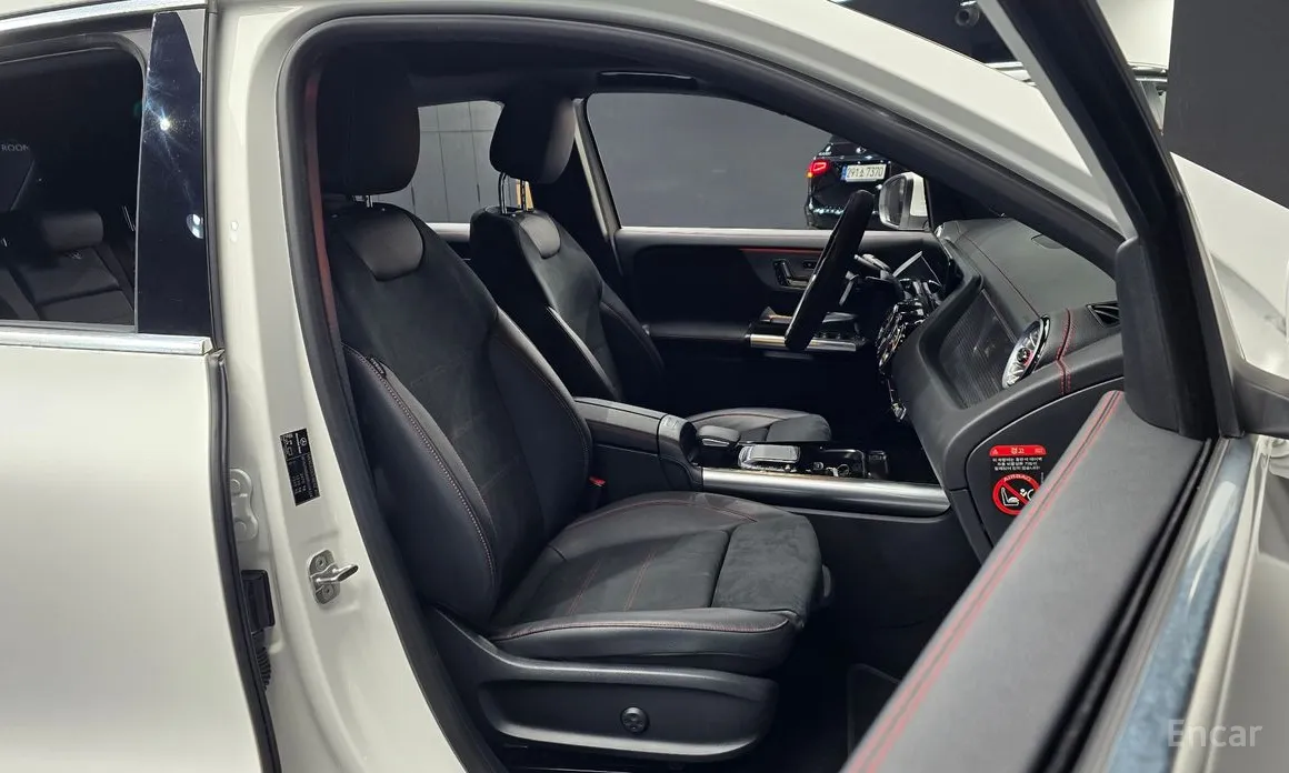 Mercedes-Benz EQA 2021 EQA250 AMG Line