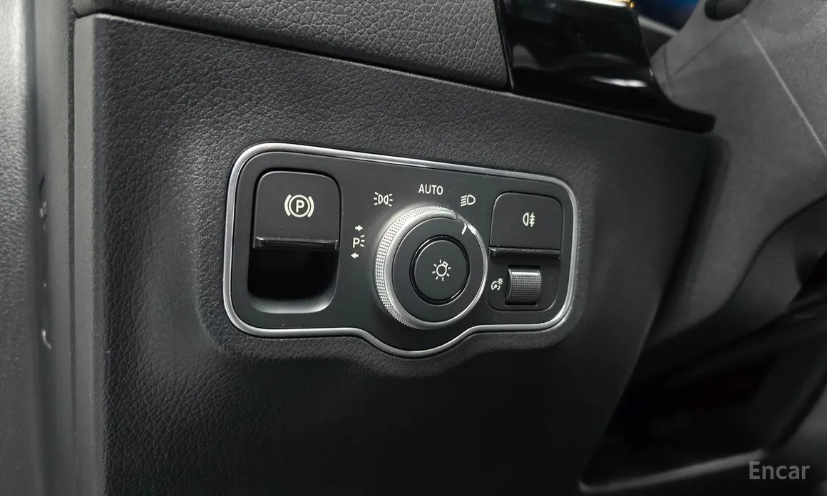 Mercedes-Benz EQA 2021 EQA250 AMG Line