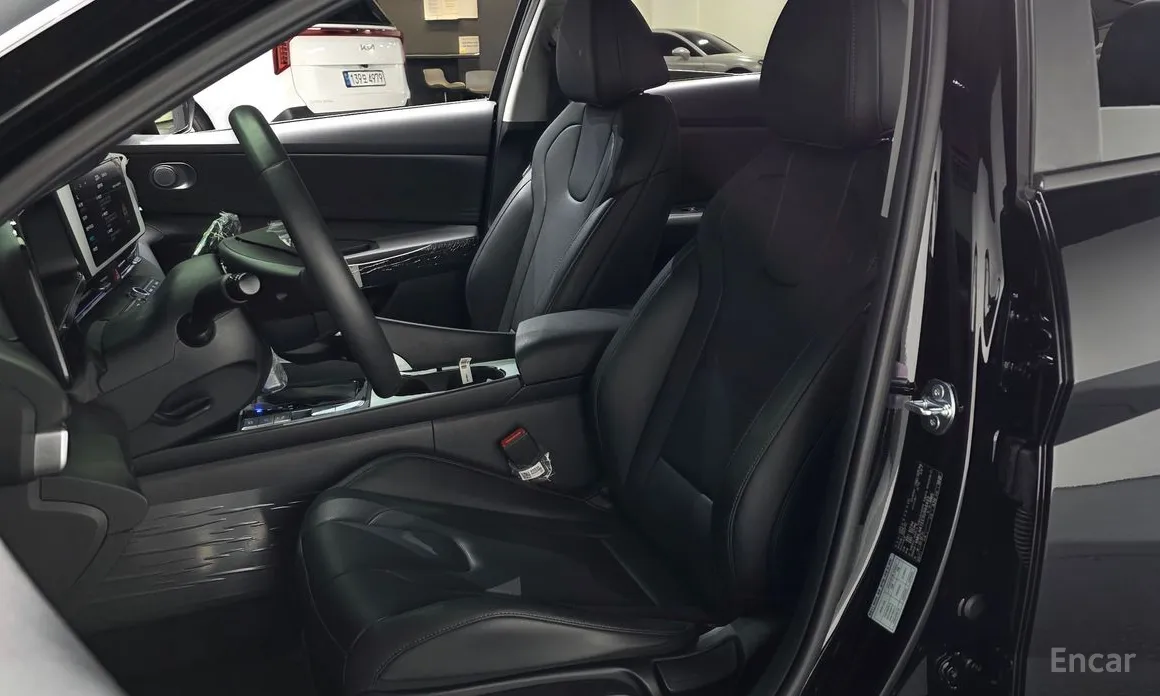 Hyundai Avante 2023 1.6