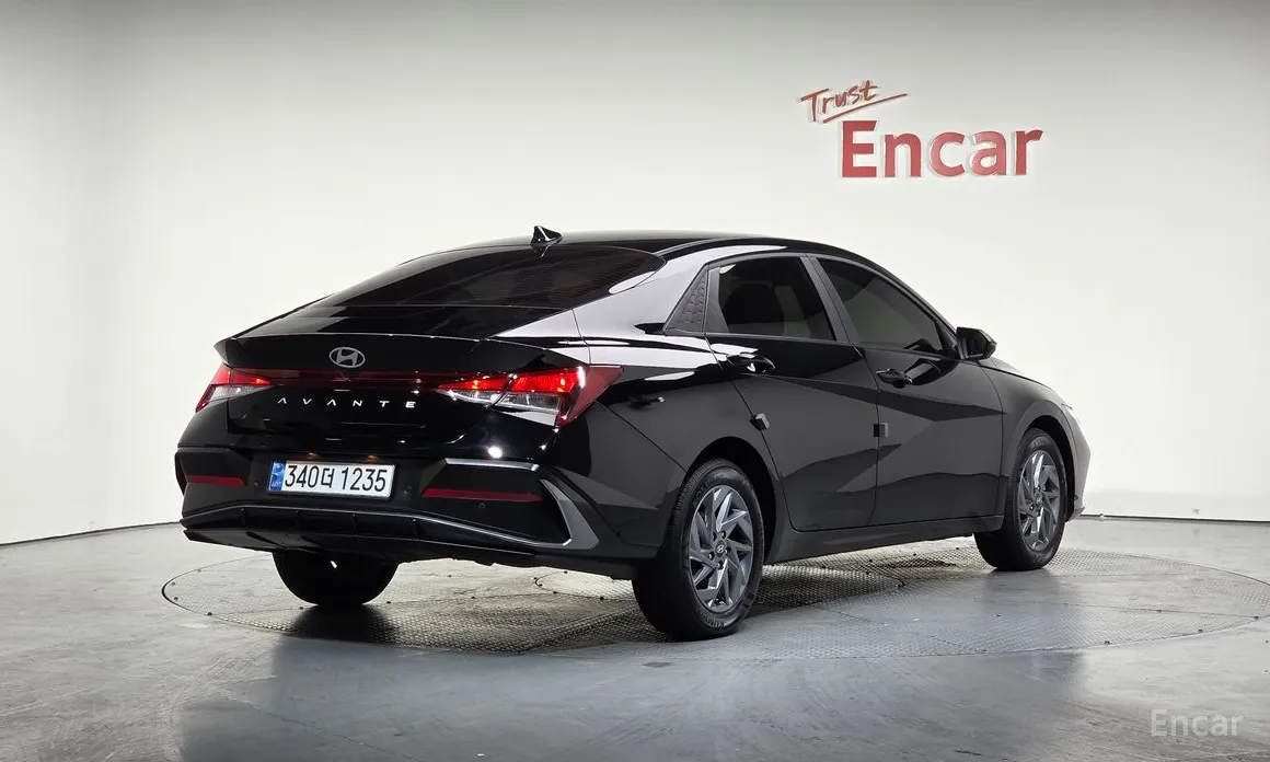 Hyundai Avante 2023 1.6