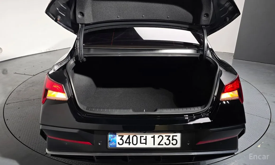 Hyundai Avante 2023 1.6