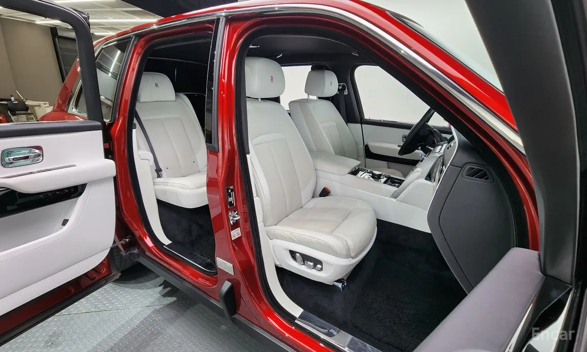 Rolls-Royce Cullinan 2018 6.7 V12