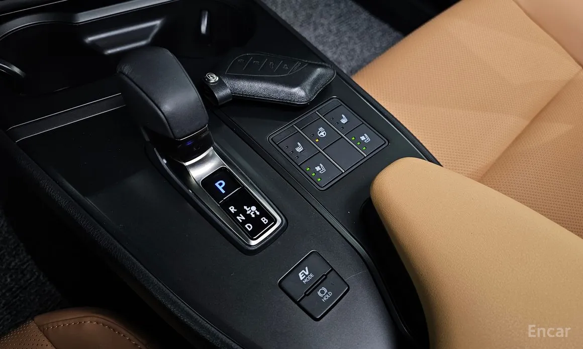 Lexus UX 2024 2.0 2WD