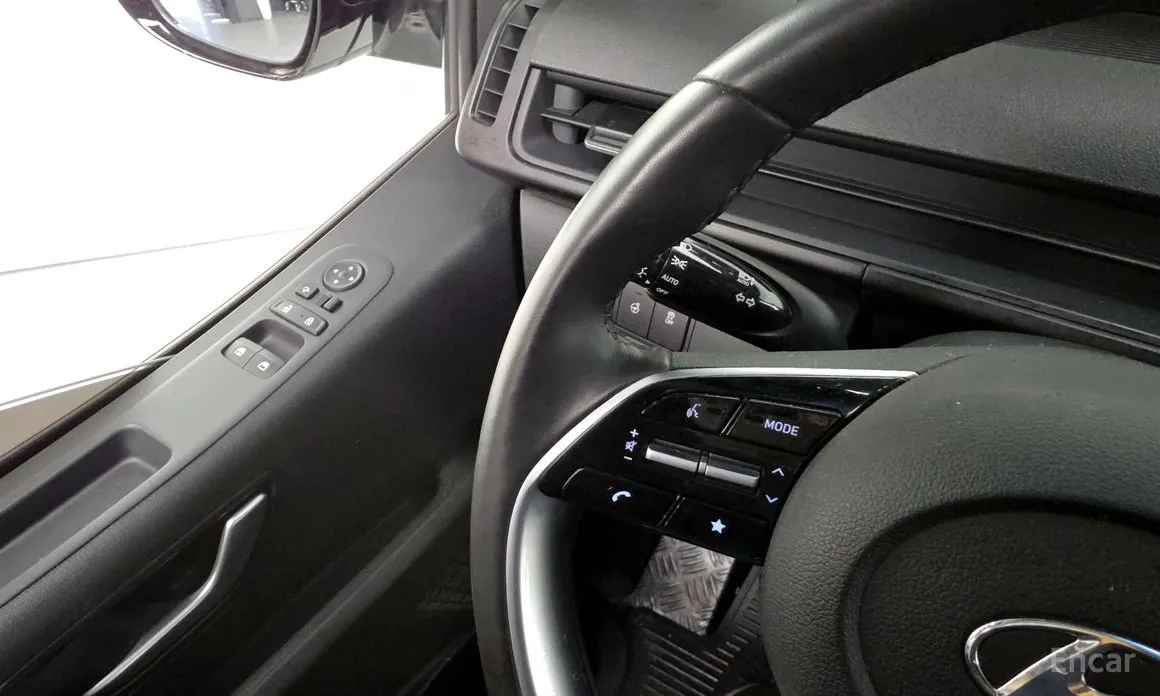 Hyundai Staria 2021 L3.5 Tourer 9-Seater