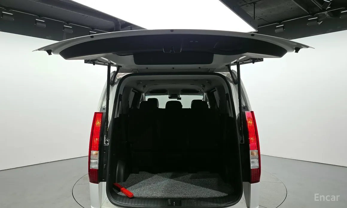 Hyundai Staria 2021 L3.5 Tourer 9-Seater