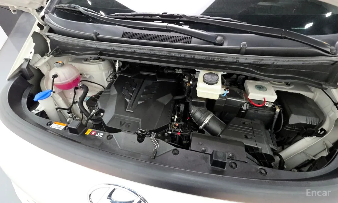 Hyundai Staria 2021 L3.5 Tourer 9-Seater