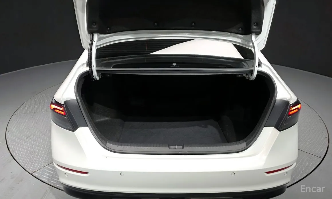 Honda Accord 2023 2.0 Hybrid Touring