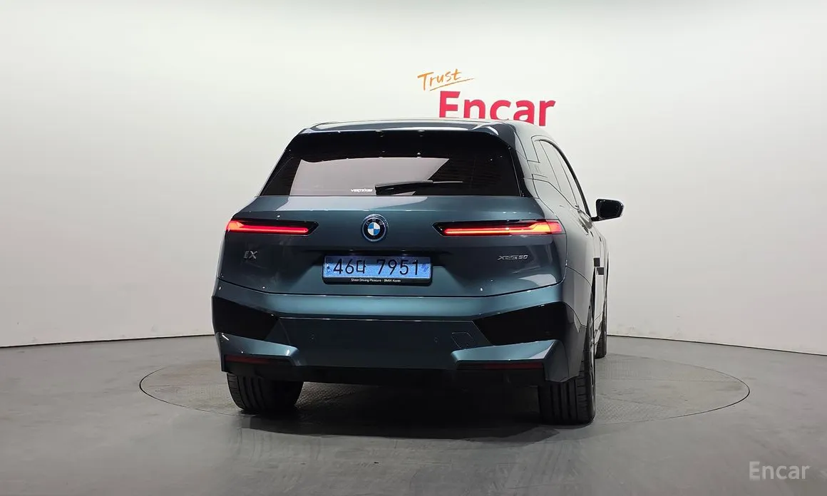 BMW iX 2021 xDrive50 Sports Plus