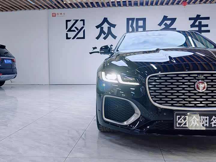 Jaguar XF L 2024 2024款 2.0T P250 两驱尊享豪华版