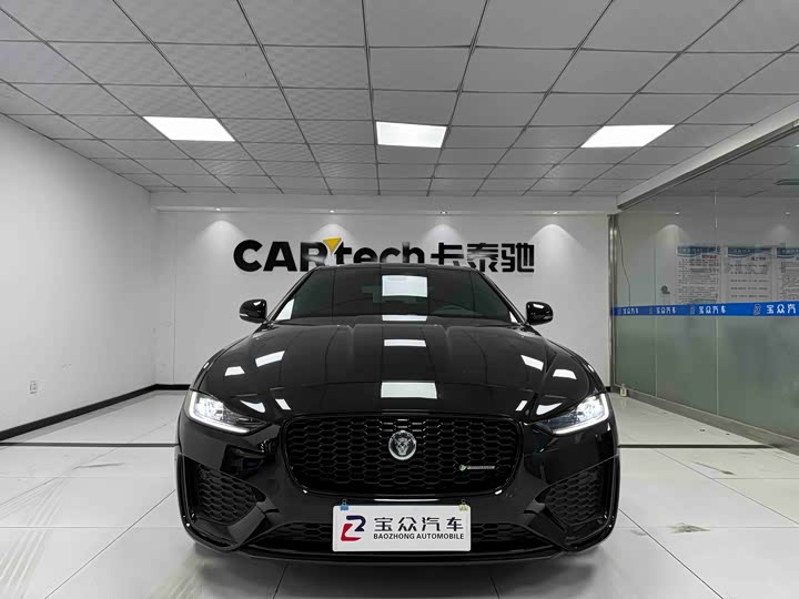 Jaguar XE L 2024 2024款 2.0T 250PS R-DYNAMIC S耀黑运动版