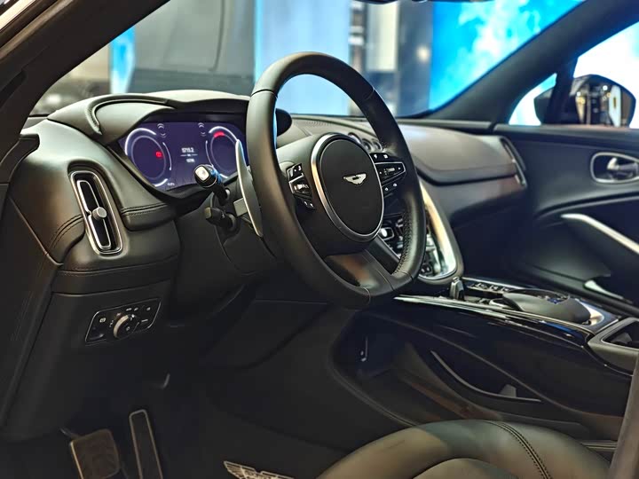 Aston Martin DBX 2022 2022款 3.0T STRAIGHT-SIX