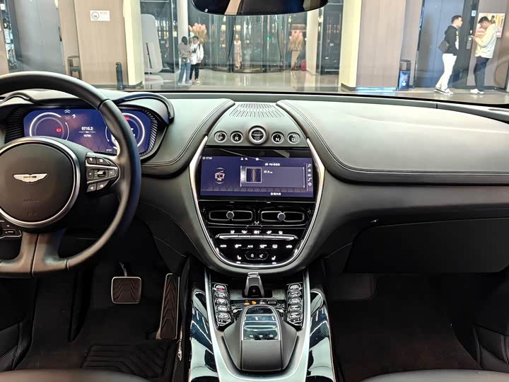 Aston Martin DBX 2022 2022款 3.0T STRAIGHT-SIX