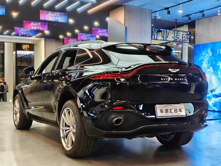 Aston Martin DBX 2022 2022款 3.0T STRAIGHT-SIX