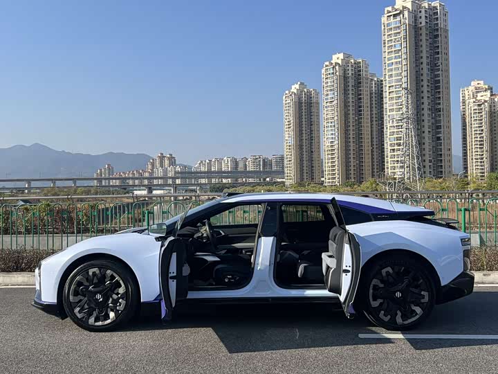 HiPhi Z 2023 2023款 四座版