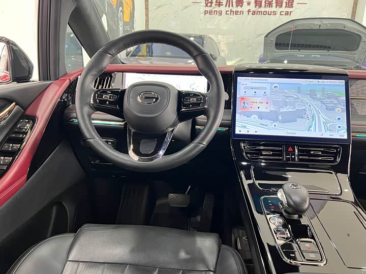 GAC Trumpchi M8 2024 2024款 宗师系列 双擎 至尊版