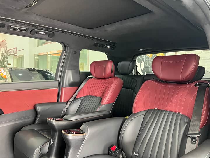 GAC Trumpchi M8 2024 2024款 宗师系列 双擎 至尊版