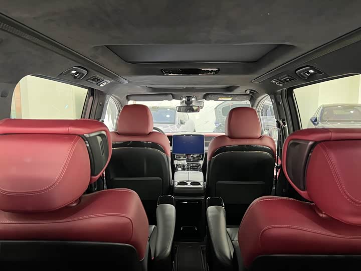 GAC Trumpchi M8 2024 2024款 宗师系列 双擎 至尊版