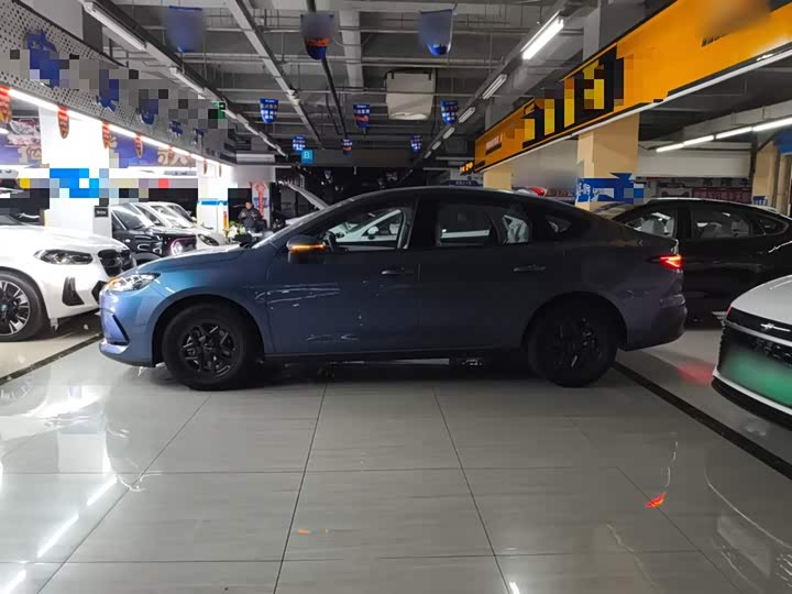 BYD Seal 05 DM-i Hybrid 2025 2025款 DM-i 智驾版 55KM豪华型