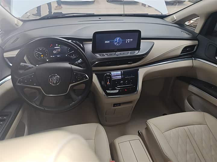 Buick GL8 ES 2023 2023款 改款 陆上公务舱 豪华型