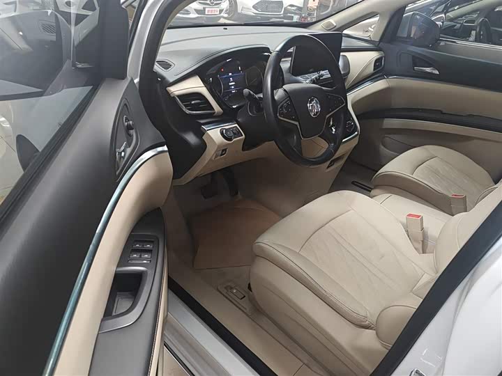Buick GL8 ES 2023 2023款 改款 陆上公务舱 豪华型
