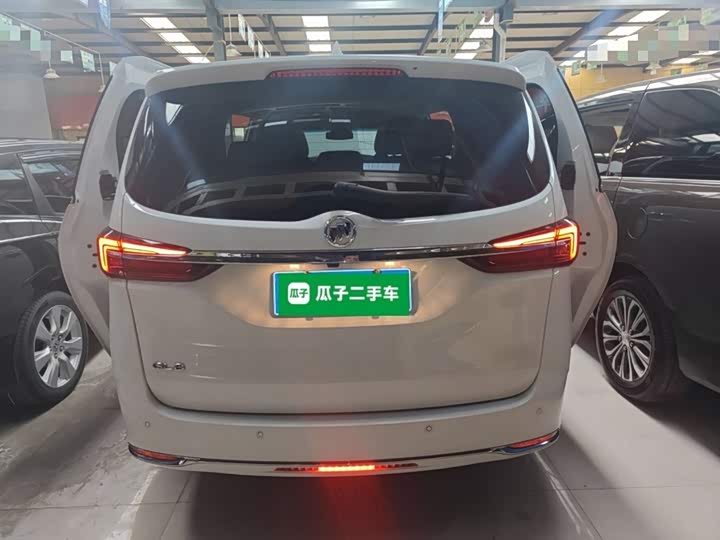Buick GL8 ES 2023 2023款 改款 陆上公务舱 豪华型