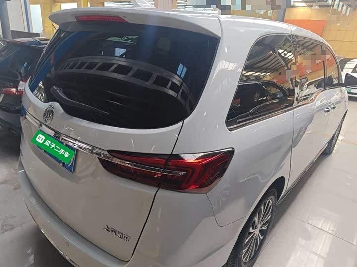 Buick GL8 ES 2023 2023款 改款 陆上公务舱 豪华型