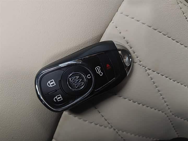 Buick GL8 ES 2023 2023款 改款 陆上公务舱 豪华型