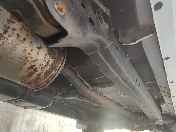 Foton Tunland 2020 2020款 2.4L征服者3两驱电商版低货台标轴4K22D4M