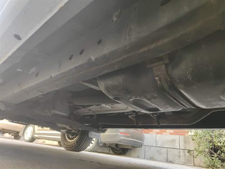 Foton Tunland 2020 2020款 2.4L征服者3两驱电商版低货台标轴4K22D4M