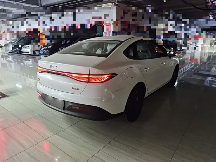 BYD Seal 05 DM-i Hybrid 2025 2025款 DM-i 智驾版 55KM豪华型