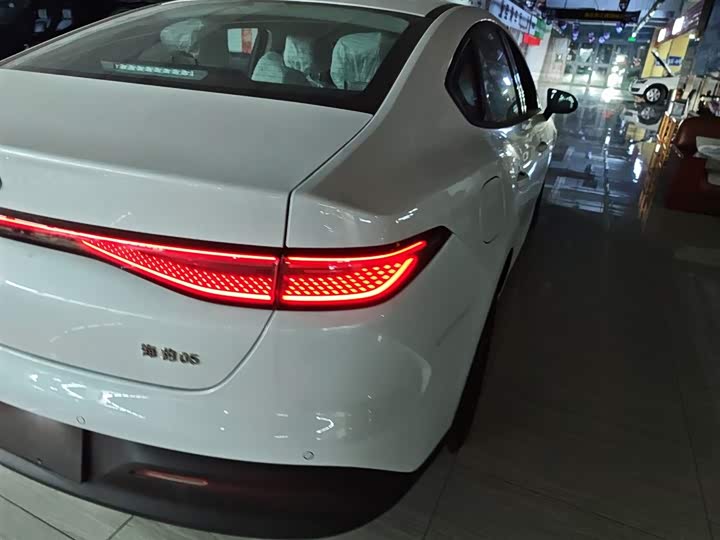 BYD Seal 05 DM-i Hybrid 2025 2025款 DM-i 智驾版 55KM豪华型